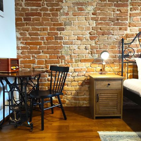 Apartament Skorpion Centrum Sanok Esterno foto