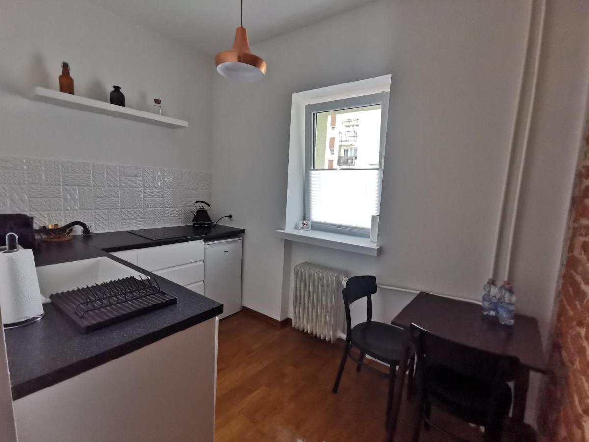 Apartament Skorpion Centrum Sanok Esterno foto