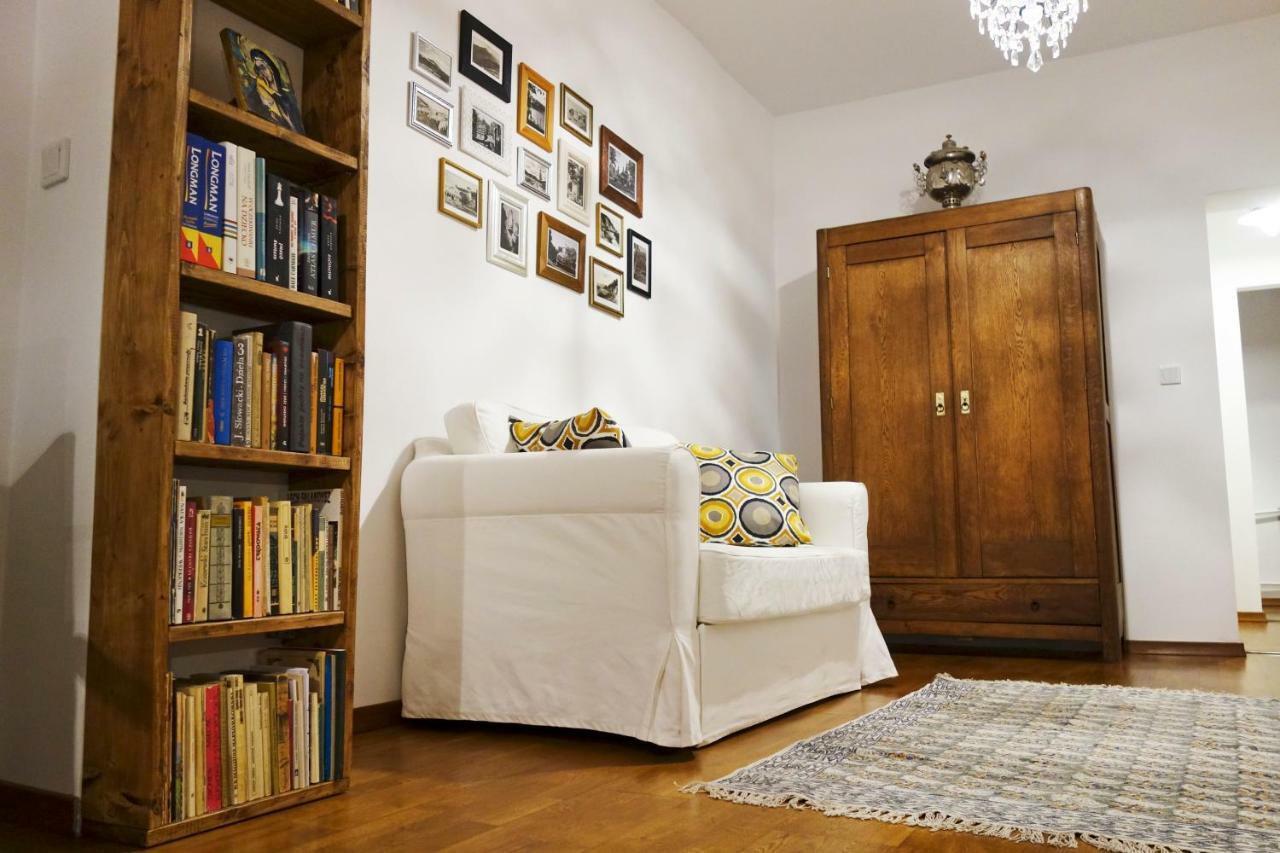 Apartament Skorpion Centrum Sanok Esterno foto
